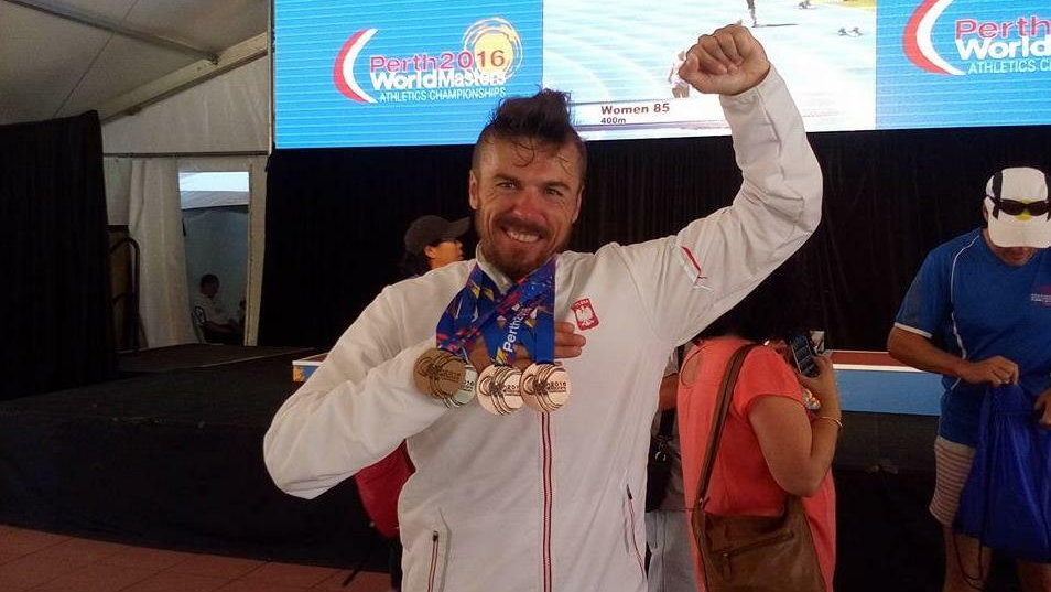 Robert Celiński i jego medalowa zdobycz