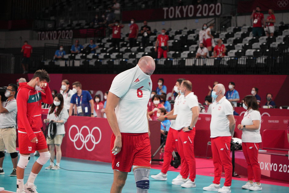 Bartosz Kurek mocno przeżył ćwierćfinałową porażkę w Tokio. To były jego trzecie igrzyska w karierze. - Za mało ze sobą przegraliśmy, aby tam coś osiągnąć - powiedział po kilku miesiącach.