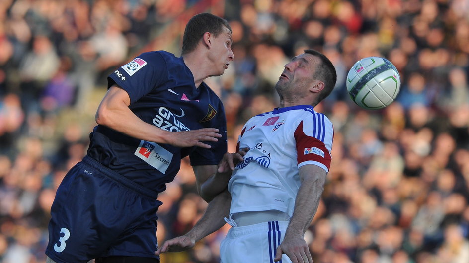 PIŁKA NOŻNA EKSTRAKLASA POGOŃ SZCZECIN GÓRNIK ZABRZE (Maciej Dąbrowski Radosław Sobolewski )