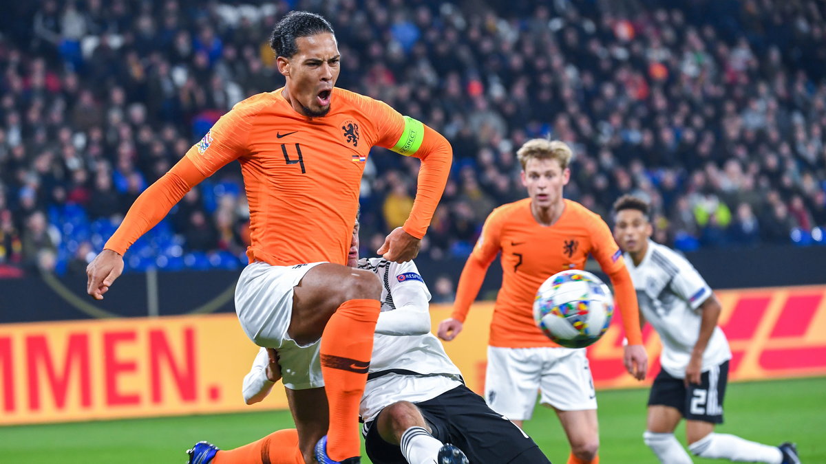 Virgil van Dijk (z prawej)