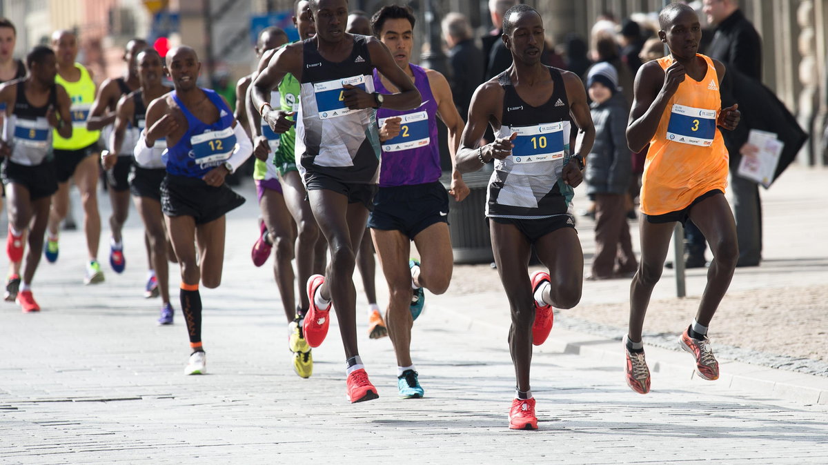 Zgodnie z przewidywaniami Kenijczycy dominowali w 11. PZU Półmaratonie Warszawskim