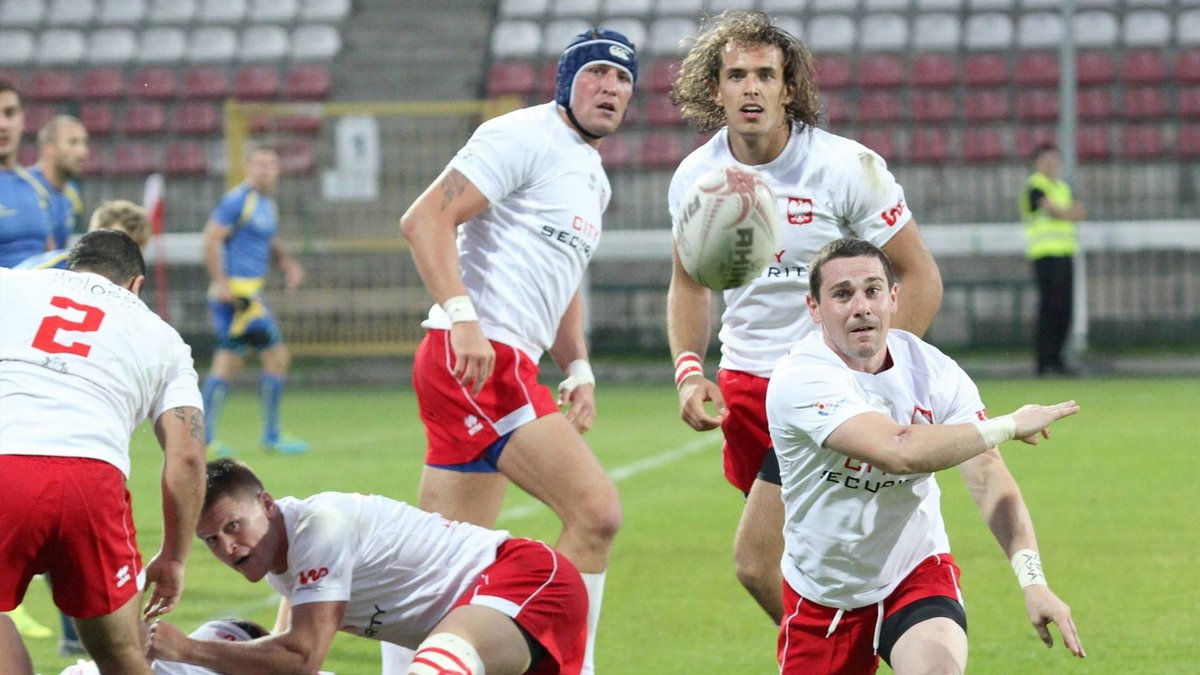 Narodowe drużyny rugby i piłki nożnej mogą iść ramię w ramię