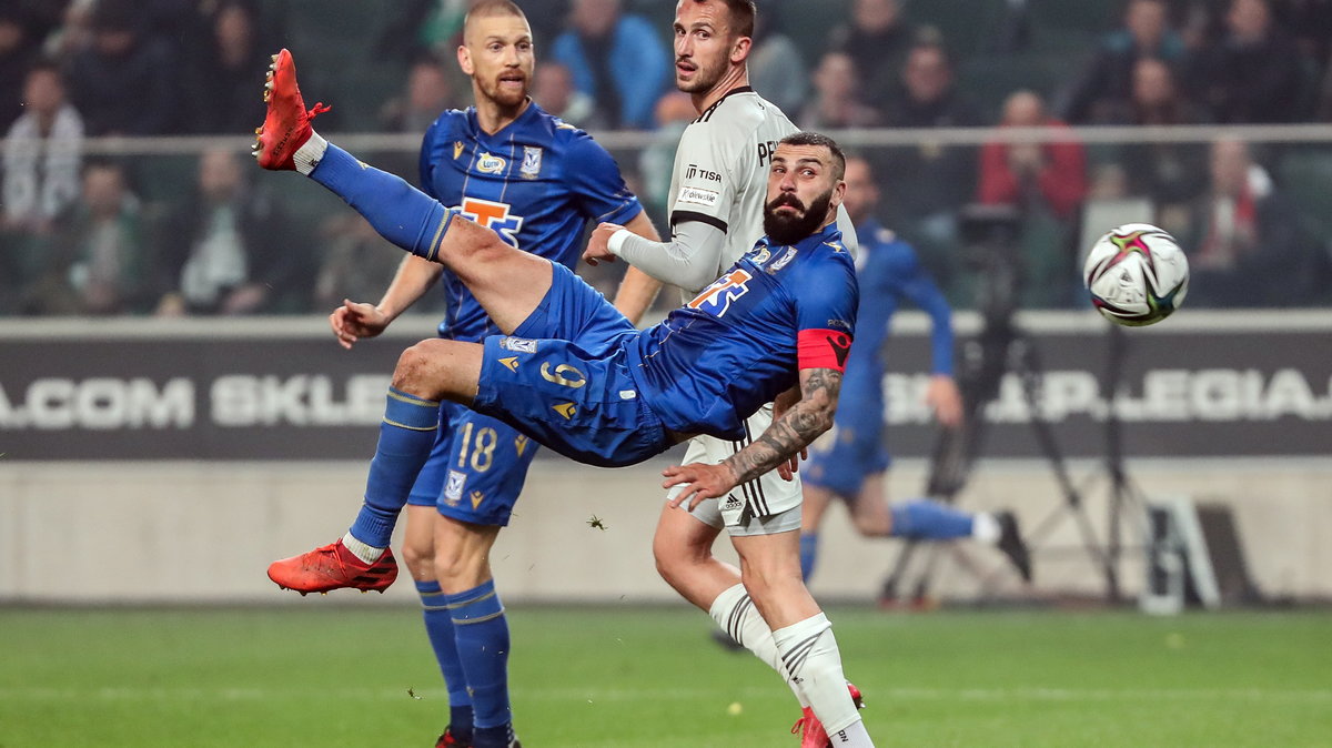 17.10.2021 LEGIA WARSZAWA - LECH POZNAN PKO BANK POLSKI EKSTRAKLASA PILKA NOZNA