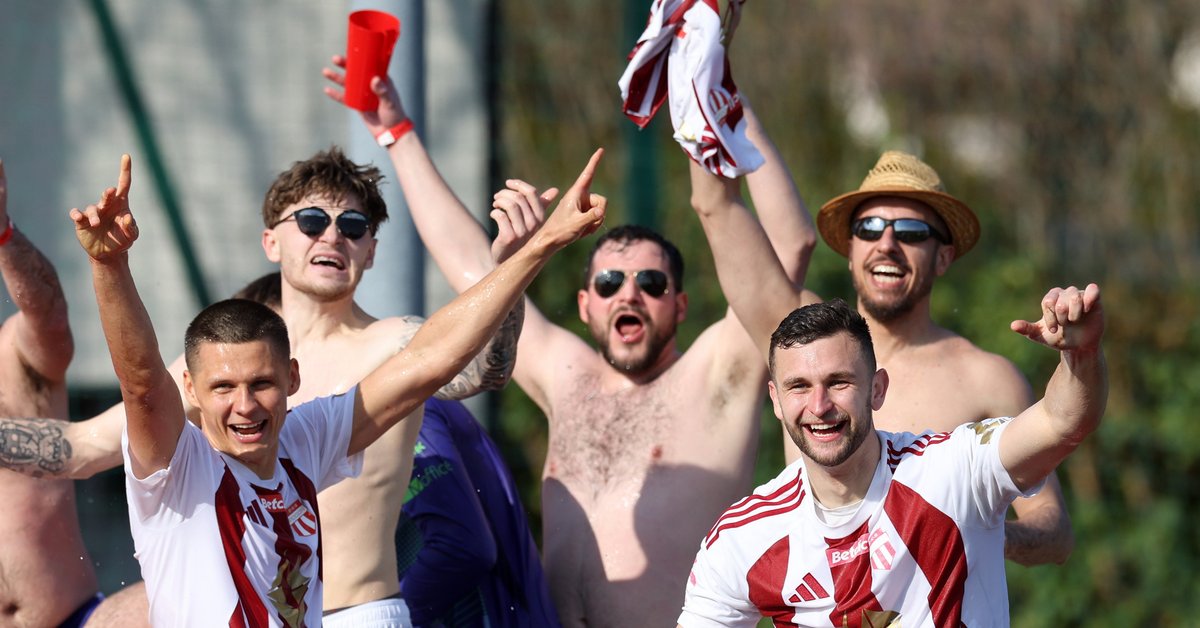 W dwa sezony z III do I ligi. "Teraz dopiero zaczną się problemy"