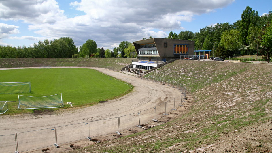 Stadion piłkarsko-żużlowy „Skałka” im. Pawła Waloszka w Świętochłowicach