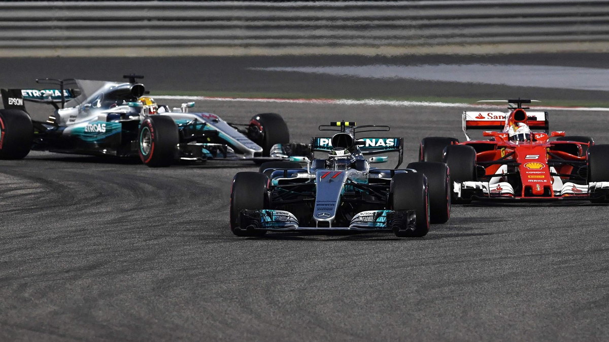 Lewis Hamilton i Valtteri Bottas