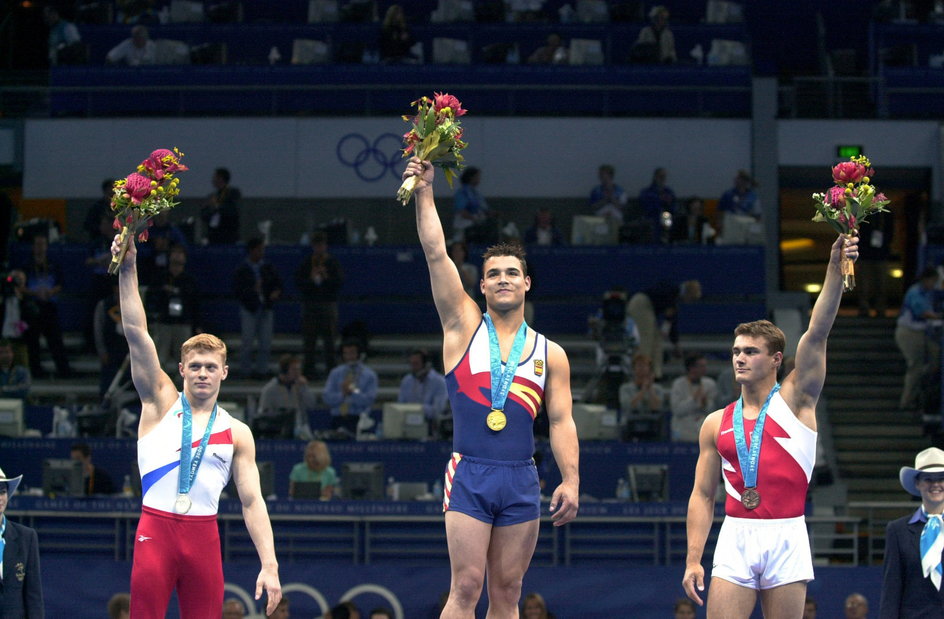 W Sydney w 2000 roku Leszek Blanik wywalczył brązowy medal w skoku gimnastycznym i jako medalista olimpijski rok później pojechał na Igrzyska Dobrej Woli.