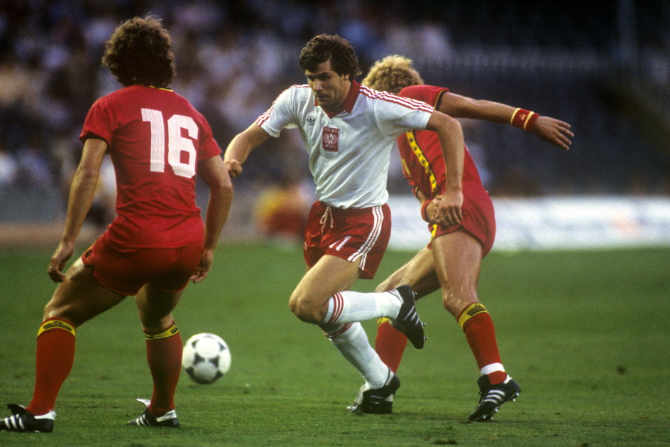 Włodzimierz Smolarek w meczu z Belgią na mistrzostwach świata w Hiszpanii w 1982 r.