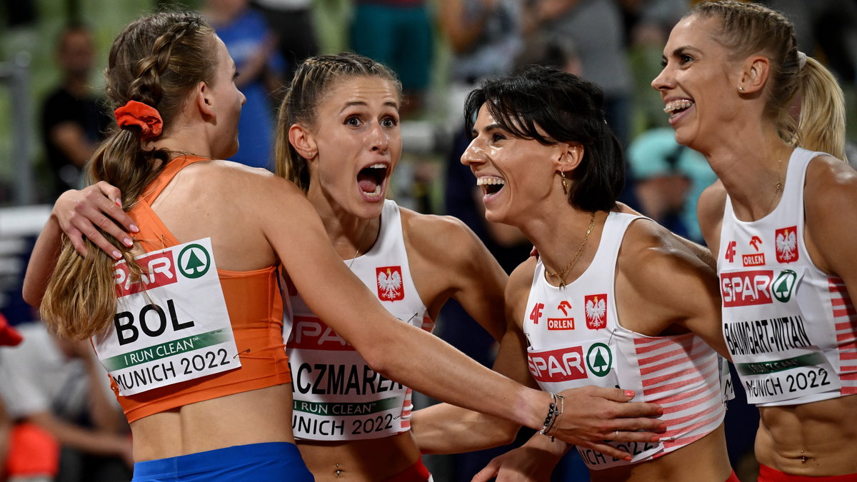 Polki po finale biegu na 400 m. Od lewej: Natalia Kaczmarek, Anna Kiełbasińska i Iga Baumgart-Witan