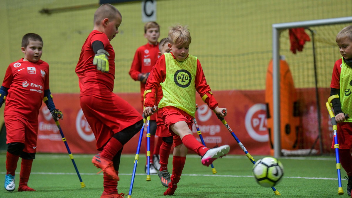 AMP Futbol realizuje projekty skierowane do najmłodszych