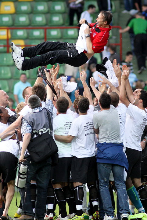 PIŁKA NOŻNA LIGA POLSKA PGE GKS BEŁCHATÓW CRACOVIA KRAKÓW