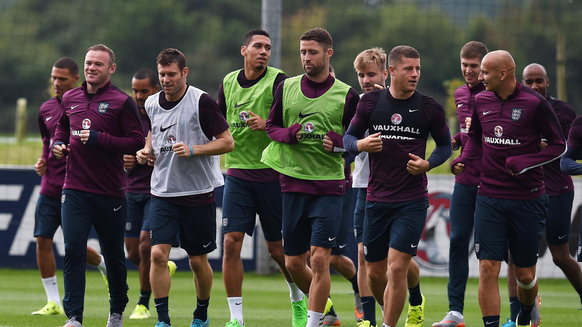 FBL-EURO-2016-ENG-TRAINING