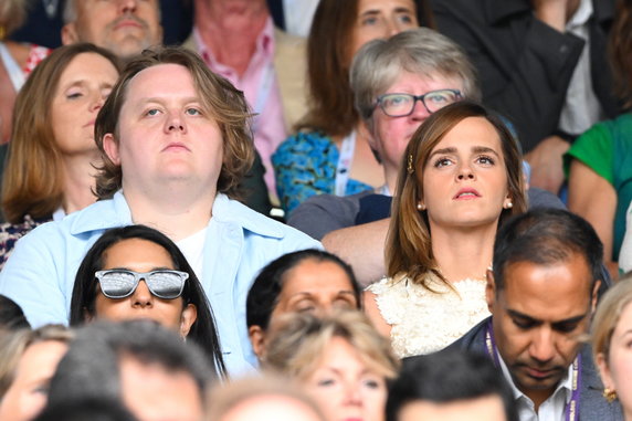 Piosenkarz Lewis Capaldi i aktorka Emma Watson