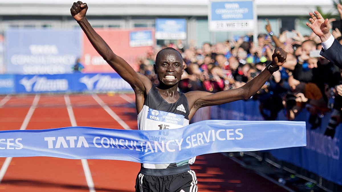 Daniel Wanjiru poprawił rekord życiowy w Amsterdamie o prawie 3 minuty