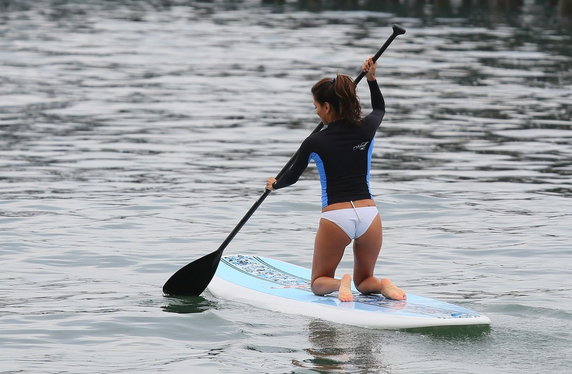 Paddleboarding podbija kobiece serca