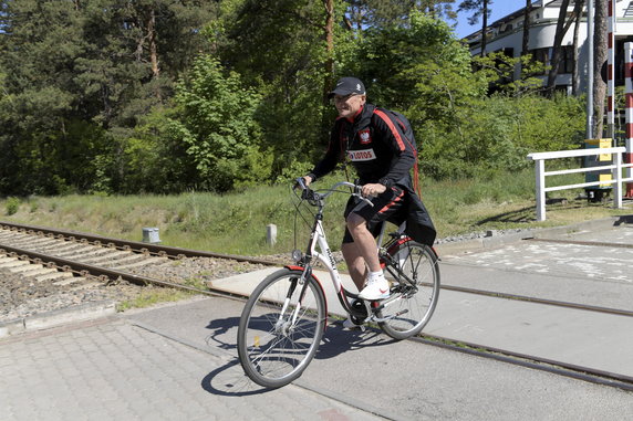 18523043 - PIŁKA NOŻNA TRENING REPREZENTACJI POLSKI (Trener piłkarskiej reprezentacji Polski Adam Nawałka)