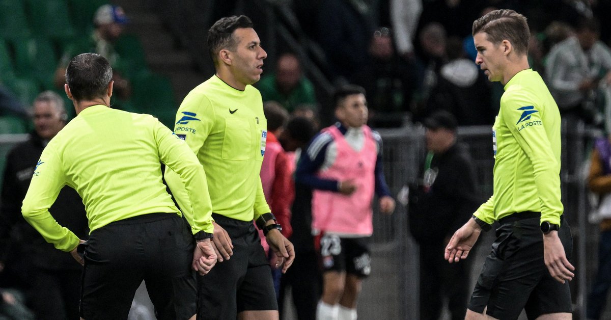 Rzucił przedmiotem w sędziego. Został zatrzymany, trafił do aresztu