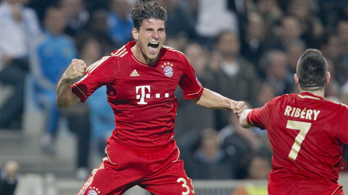 Mario Gomez (L)