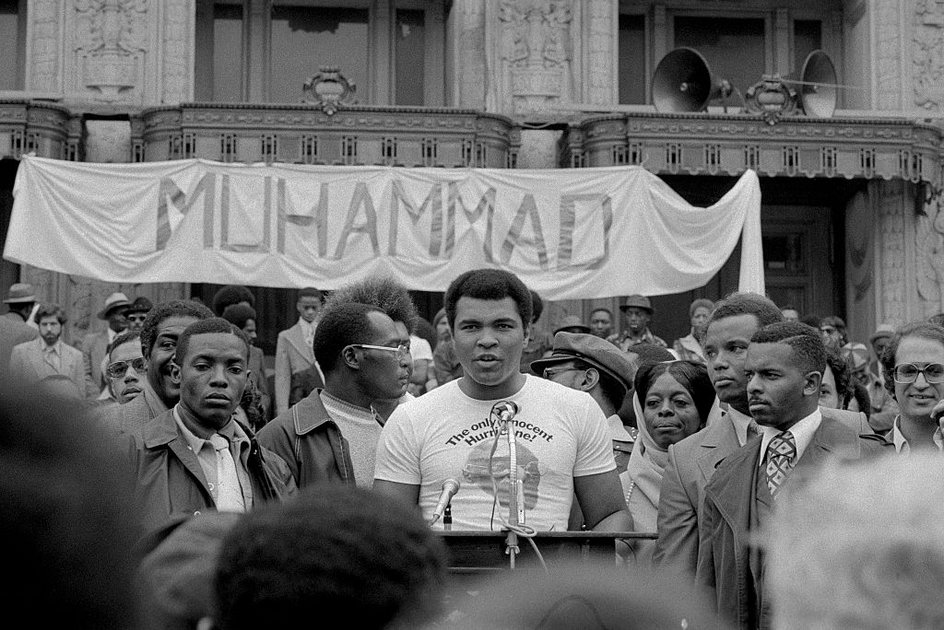 Muhammad Ali podczas protestu