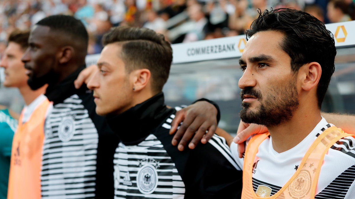 Ilkay Guendogan (z prawej)