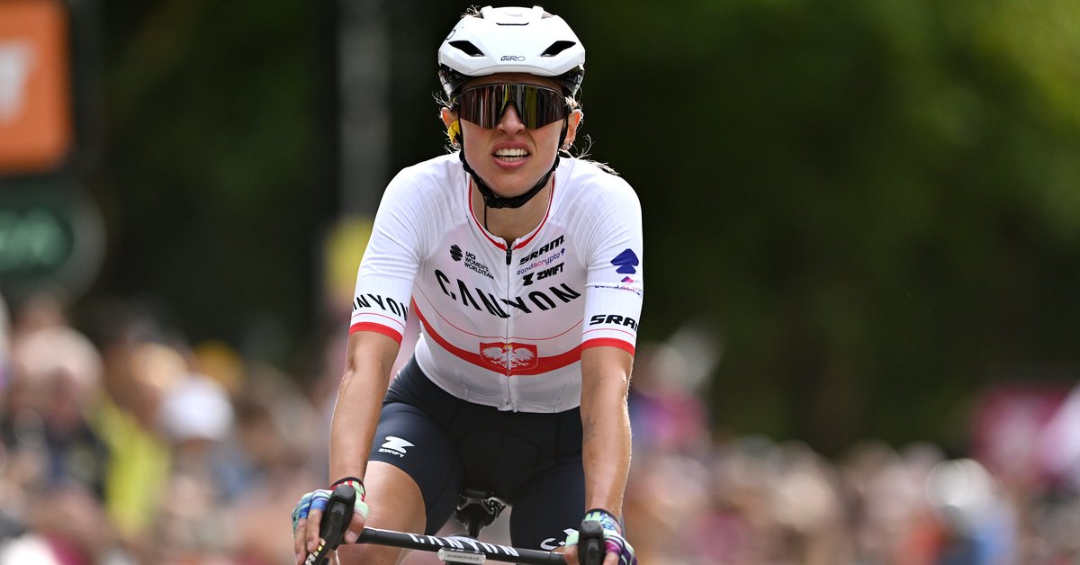 Katarzyna Niewiadoma została zaatakowana na "brutalnej górze". Pokaz siły!