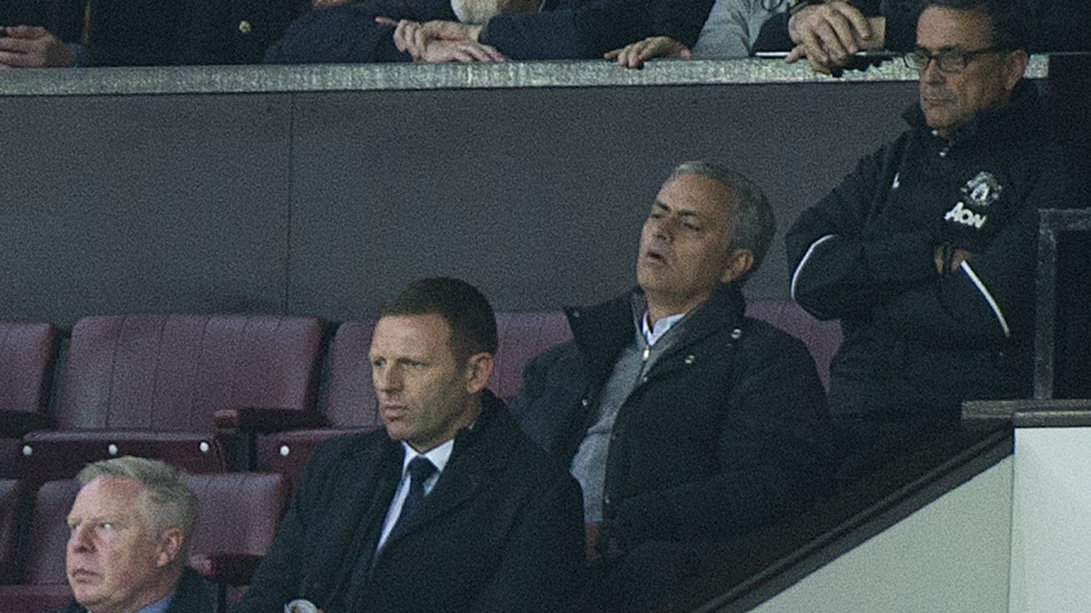 Jose Mourinho na trybunach