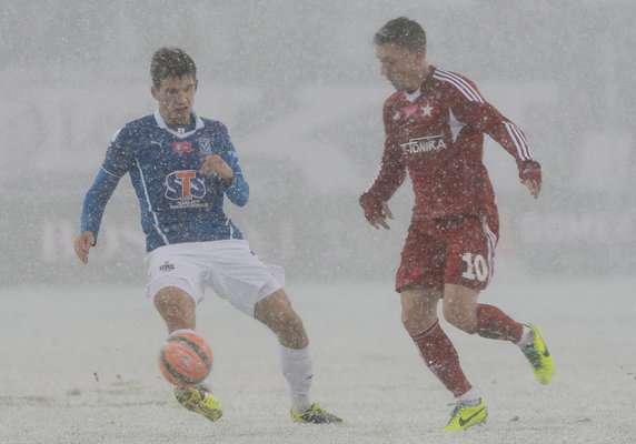 PIŁKARSKA EKSTRAKLASA LECH KONTRA WISŁA KRAKÓW