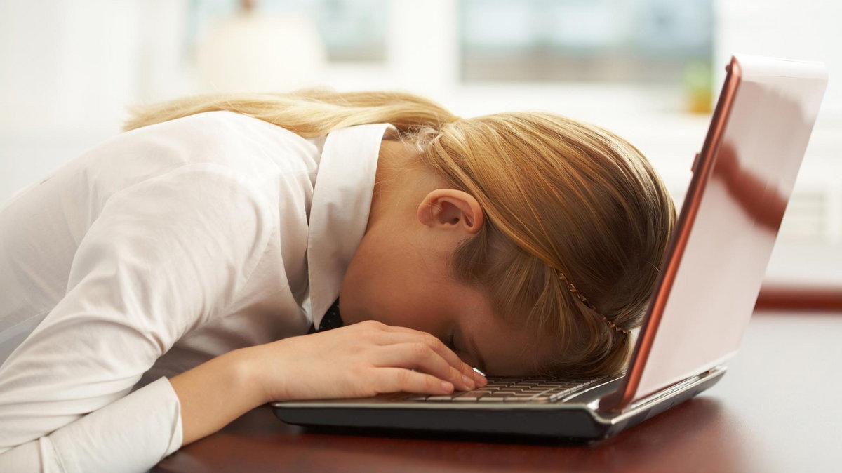 Stres i długa praca fatalnie odbijają sie na naszym zdrowiu