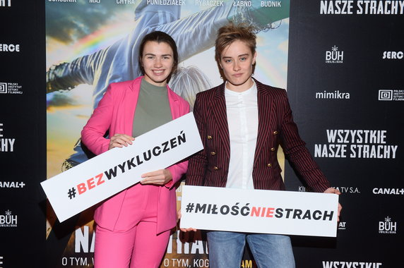 Julia Walczak i Katarzyna Zillmann na premierze filmu "Wszystkie nasze strachy"