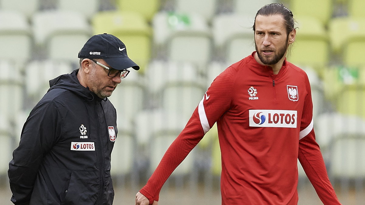 20a06286 - PIŁKA NOŻNA TRENING REPREZENTACJI POLSKI (Jerzy Brzęczek Grzegorz Krychowiak )