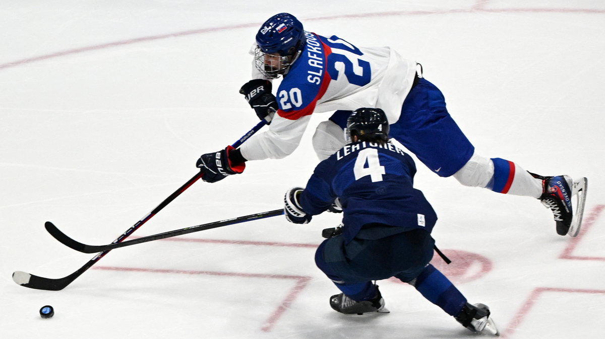 Juraj Slafkovsky (Słowacja) i Mikko Lehtonen (Finlandia)