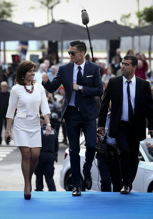 PORTUGAL SOCCER CRISTIANO RONALDO (Cristiano Ronaldo receives Medal of Merit)