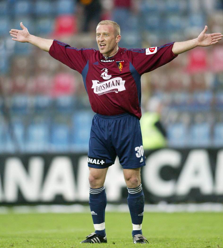 Artur Bugaj występował w drużynie Portowców w latach 1992-94, 2003-07 i w sezonie 1999/2000.