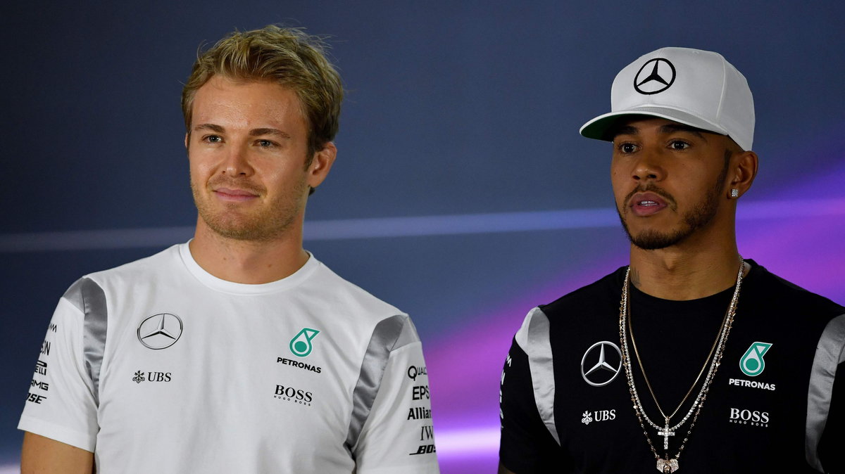 Nico Rosberg (L) i Lewis Hamilton