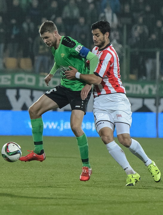 PIŁKA NOŻNA EKSTRAKLASA ZAGŁĘBIE LUBIN CRACOVIA (Grzegorz Bonin Miroslav Čovilo)