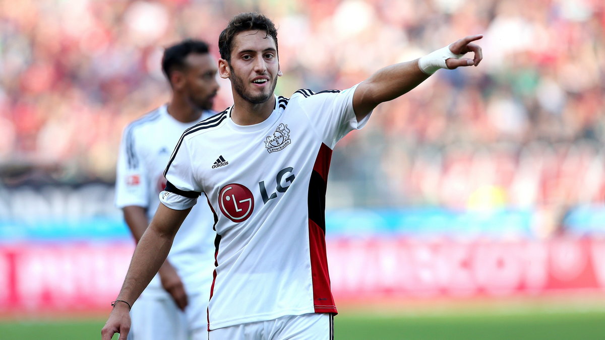 Hakan Calhanoglu 