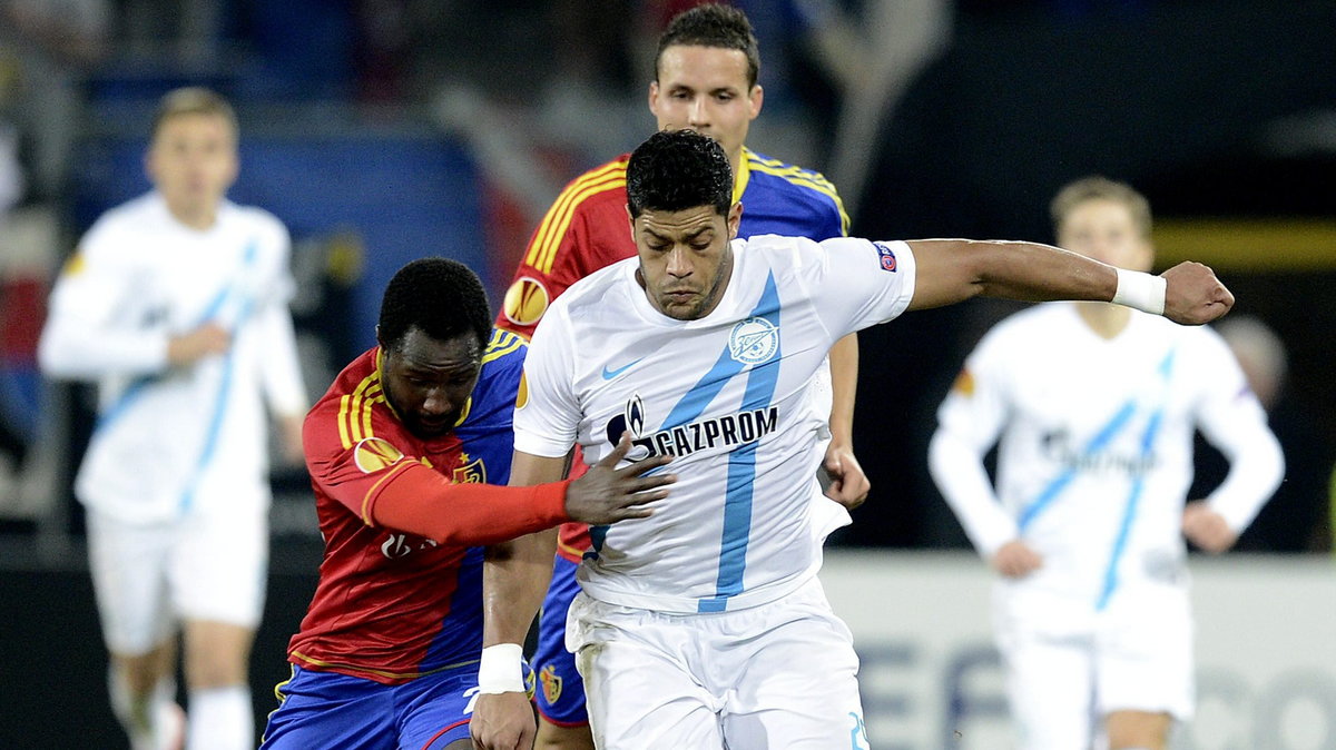 FC Basel - Zenit: Hulk (P)