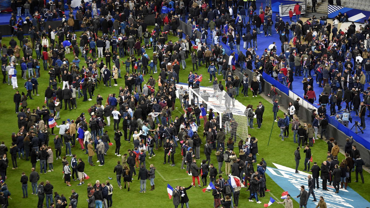 Stade de France kibice na stadionie