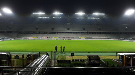 Oświetlenie na budowie stadonu Legii