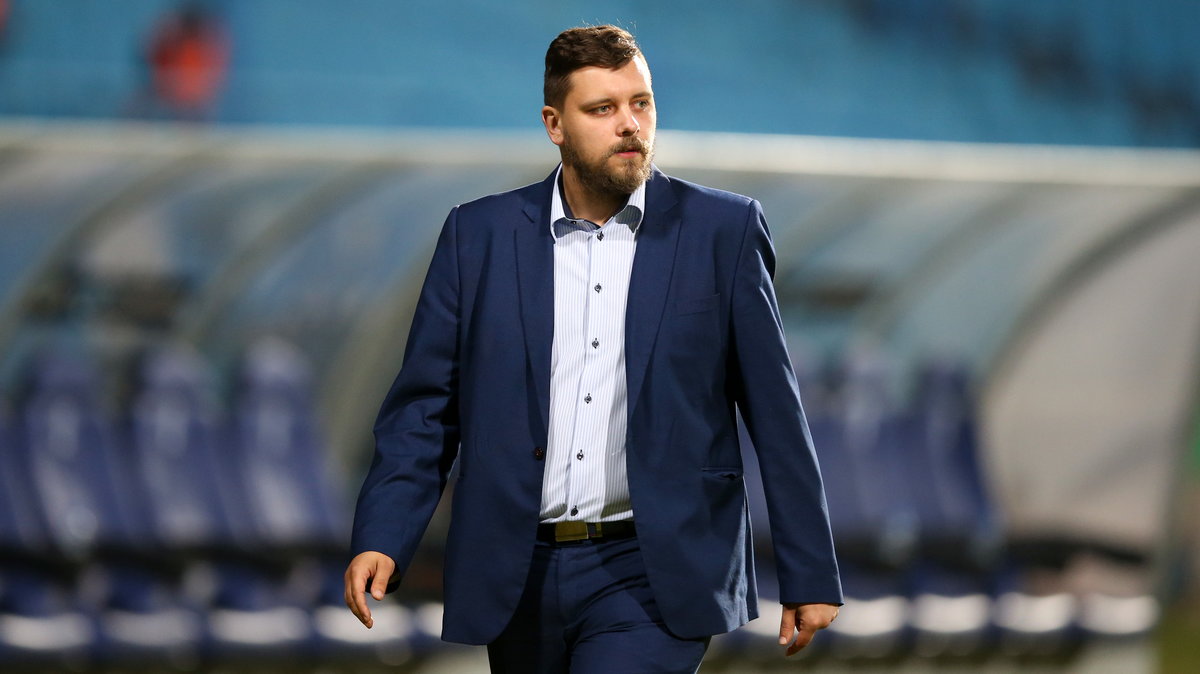 Tomasz Marzec jest prezesem Wisły od 30 lipca 2020 i pierwszy raz zmienił trenera.