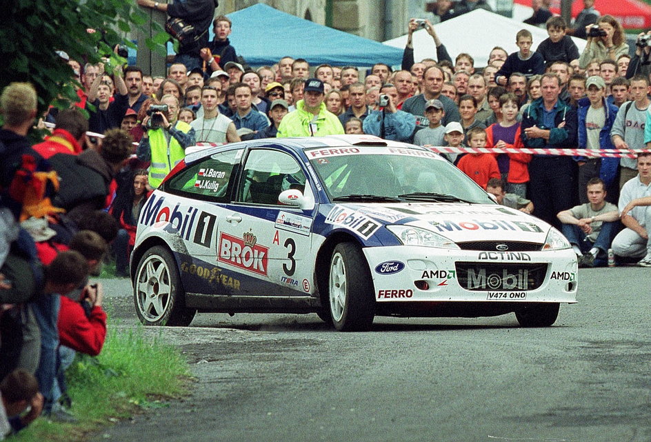 Załoga Janusz Kulig – Jarosław Baran na trasie zwycięskiego dla niej 59. Rajdu Polski. Rok 2002.