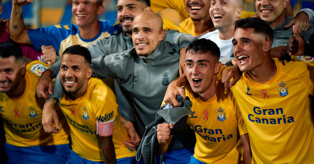 Oto nowy rywal Roberta Lewandowskiego! Właśnie zapewnił sobie awans -  Przegląd Sportowy