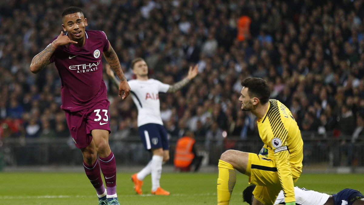 Gabriel Jesus świętuje pierwszego gola w meczu Tottenham - Manchester City