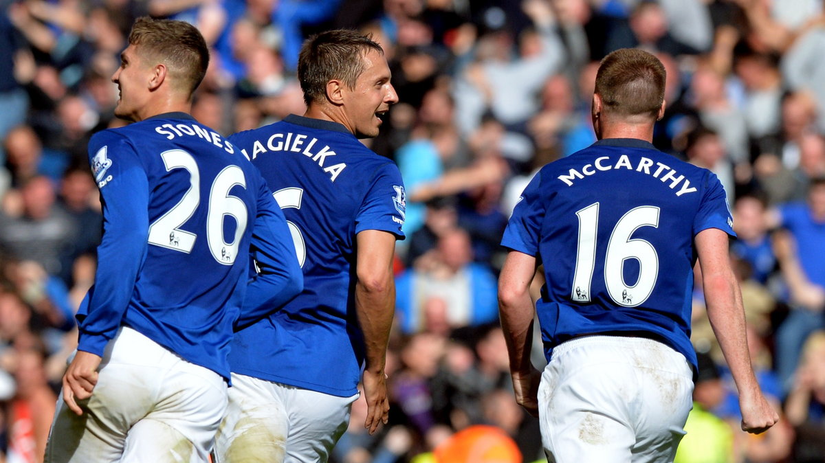 Phil Jagielka (C)