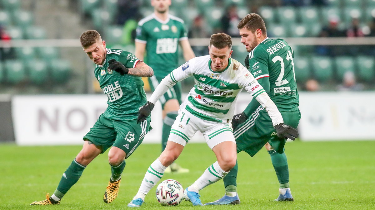 Michał Chrapek i Jakub Łabojko (Śląsk Wrocław) oraz Jaroslav Mihalik (Lechia Gdańsk)