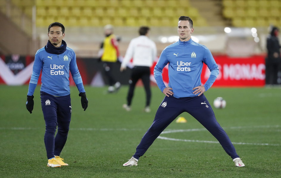 Arkadiusz Milik (z prawej) w ostatnim meczu z Monaco zmienił Dario Benedetto. Teraz może zająć jego miejsce w składzie