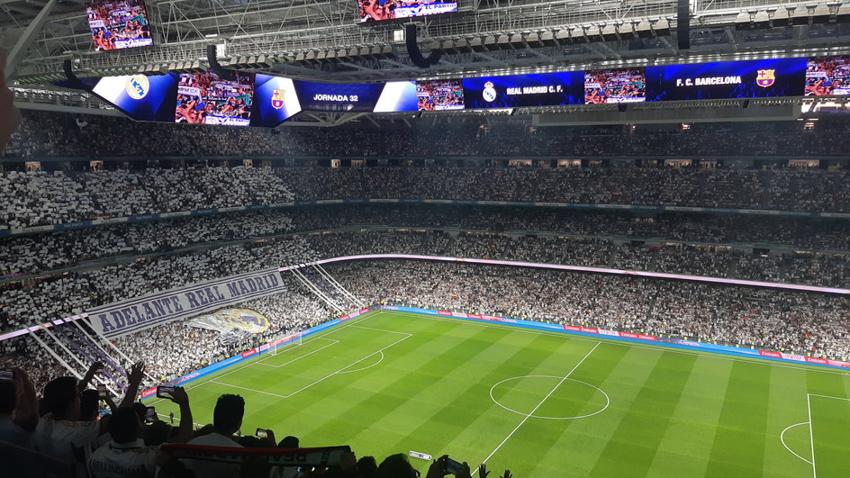 Estadio Santiago Bernabeu od środka