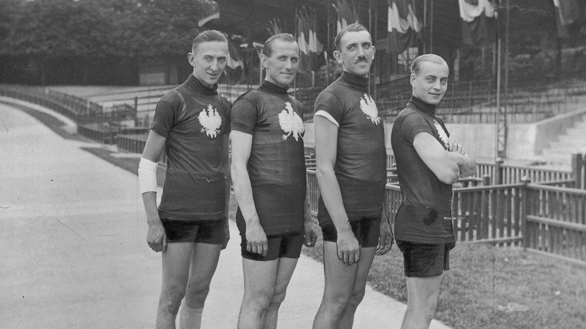 W 1924 roku polska drużyna zdobyła srebro igrzysk olimpijskich