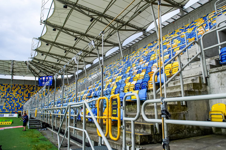 Trybuny na Stadionie Miejskim podczas meczu 1. kolejki (Arka Gdynia - Bruk-Bet Termalica Nieciecza, 21.07.2023 r.).