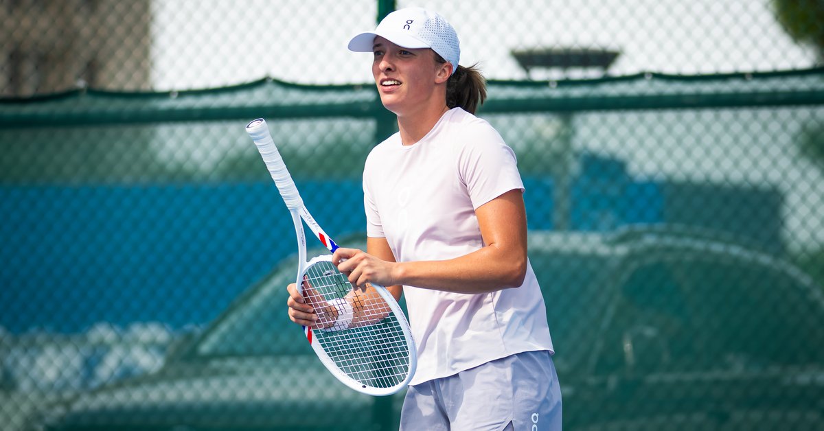 O której mecz Iga Świątek - Yue Yuan? Gdzie oglądać? Transmisja TV